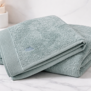 Premium Soft Cotton Bath Towel – Sage Green